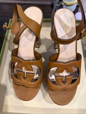 Gucci Tan Leather Interlocking-GG Slingback Heels